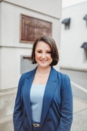 A headshot of a female employee at First National Bank Middle Tennessee.